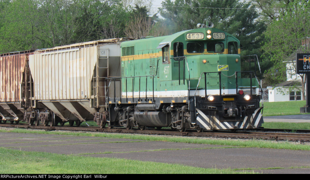 Ohio South Central Railroad (OSCR) 4537